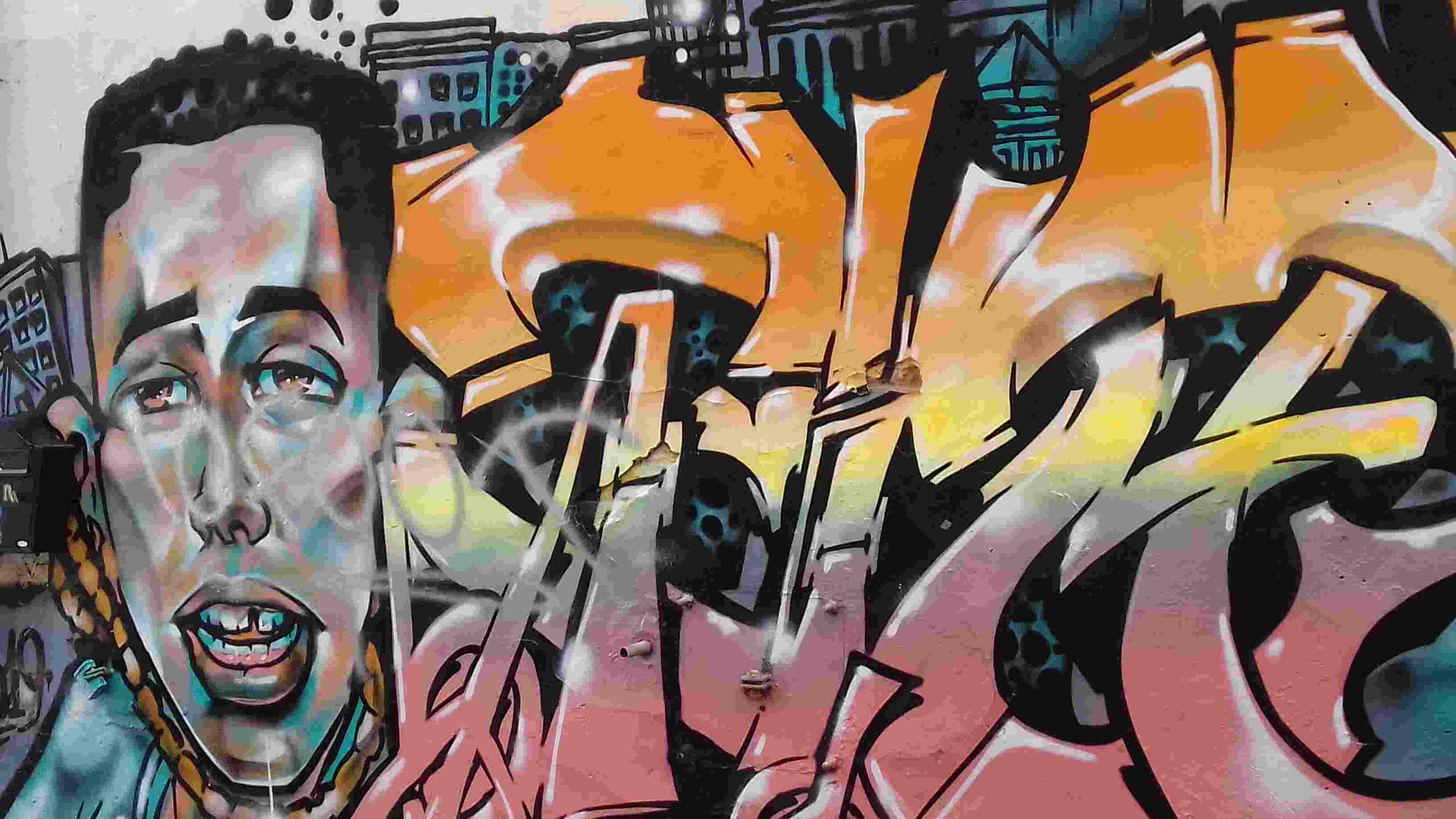 ImagesBrum/Birmingham_Street_Art_Near_Hippodrome_2.jpg
