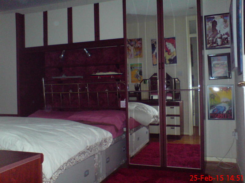ImagesHovel/2014_Bedroom_3.jpg