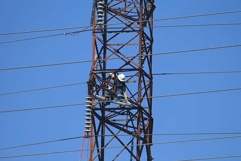 Images_Learn/28_WC_2001_Tew3_NB_Power_Transmission_Tower_Maintenance.jpg