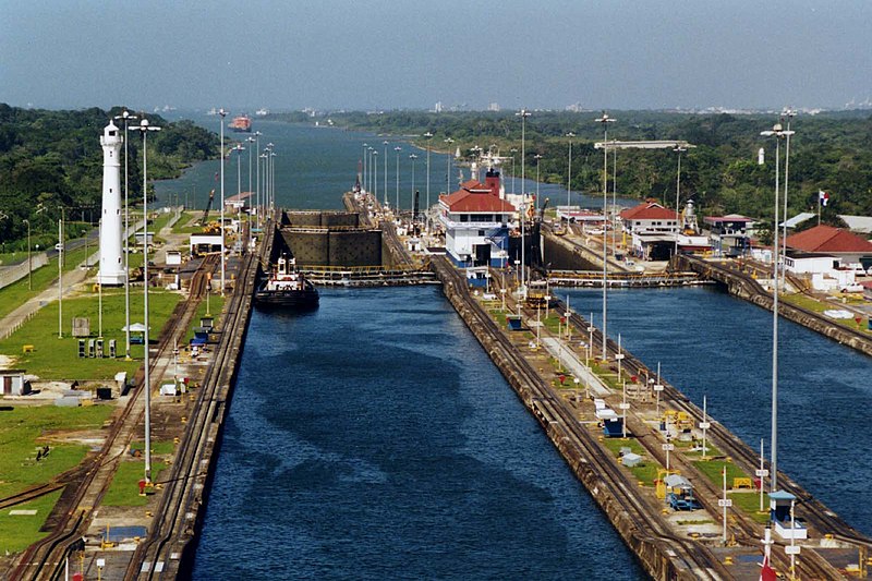 Images_Learn/6_WC_1965_Stan_Shebs_Panama_Canal_Gatun_Locks.jpg