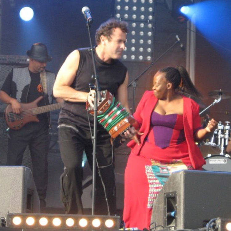Images_Music/WC_Music_14_Africa_Pop_Cecilia_D_Johnny_Clegg_2007.jpg