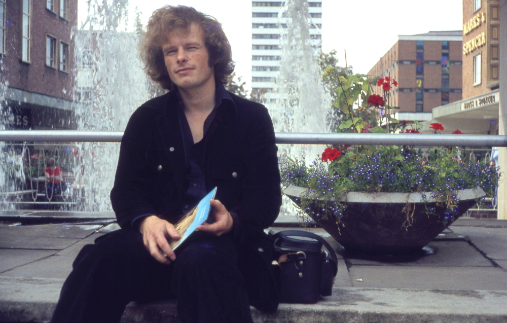 Story_2_Nigel_Sitting_In_Shopping_Square_Coventry.jpg