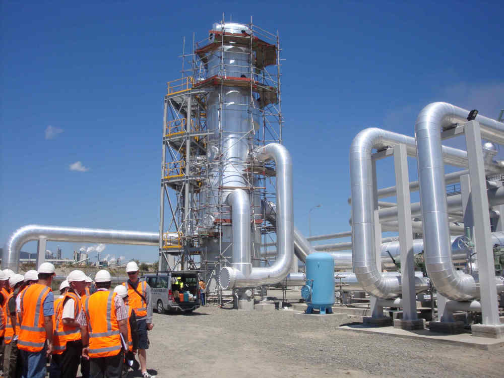 images_intro/WC_Rjglewis_Steam_Separator_Kawerau_Power_Plant_NZ.jpg