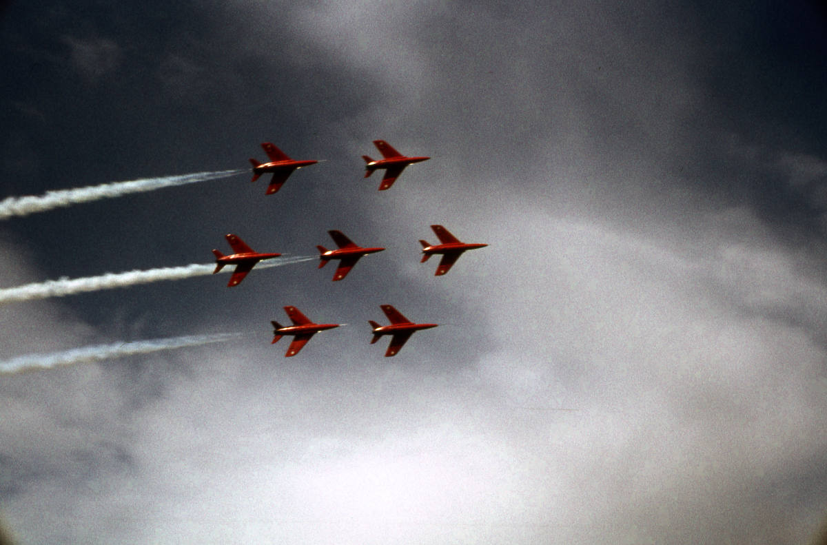 images_my_ideas_1/1_WTN_RAF_Alconbury_Open_Day_Red_Arrows_Diamond_Seven.jpg