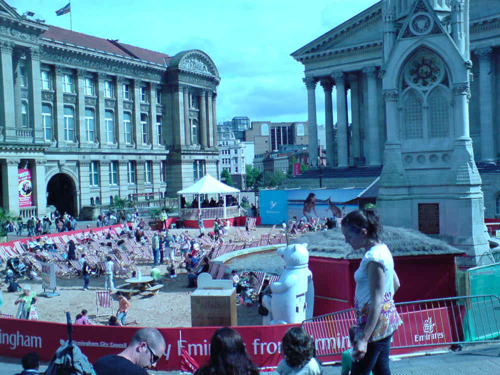 images_my_ideas_10/10_WTN_2008-08_Summer_Birmingham_Chamberlain_Square_the_beach.jpg