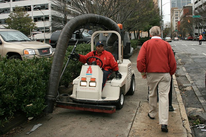 images_my_ideas_12/12_WC_Ildar_Sagdejev_Specious_Cleaning_machine_in_Atlanta_2008.jpg