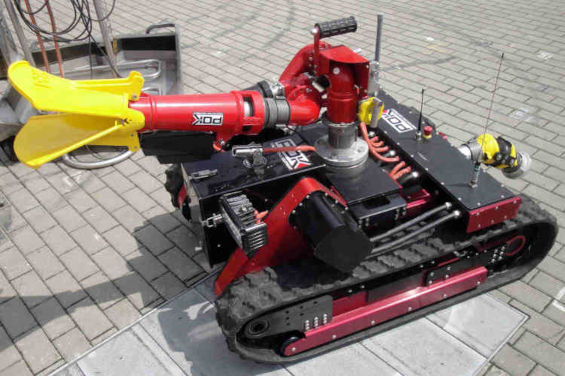 images_my_ideas_4/4_WC_Reise_POK_Jupiter_firefighting_robot.jpg