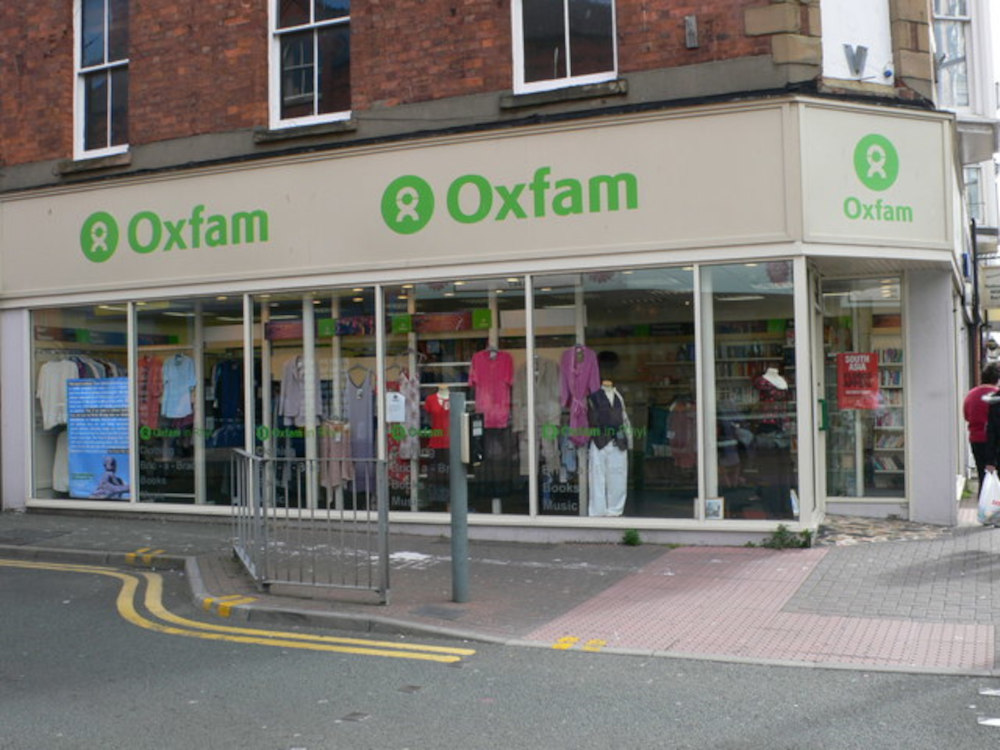 images_my_ideas_5/5_WC_Eirian_Evans_Oxfam_Shop_Rhyl.jpg
